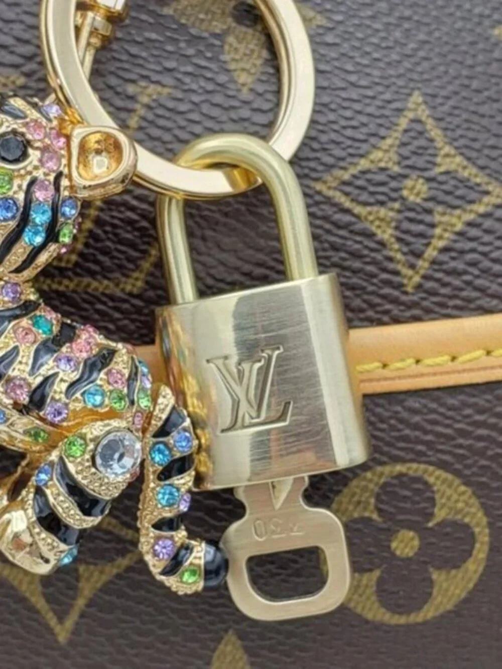 Authentic Louis Vuitton Gold Padlock 🔒 Key Set w/ Unbranded Tiger Bag Charm
